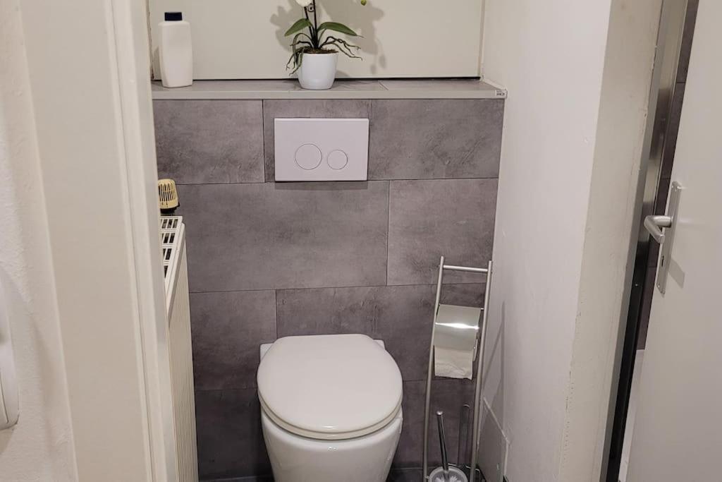 Villa Blanca, W-Lan, Office Leverkusen Dış mekan fotoğraf